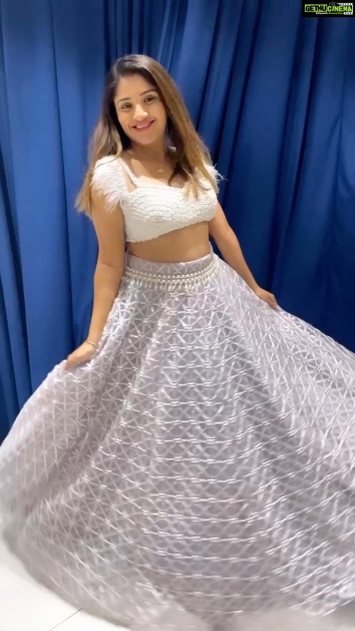 Karunya Ram Instagram - The purpose of our lives is to be Happy ππ€ : : @joshapp.kannada @officialjoshapp @label_divya_samal : : #karunyaram #milkybeautykarunyaram #actress #heroine #joshkannada #beauty #cute #dolly #trending #viral