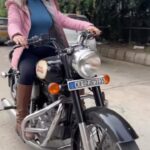 Karunya Ram Instagram - Just be you 💖💜🖤♥️ : : @officialjoshapp @joshapp.kannada @josh.all.stars : : #karunyaram #milkybeautykarunyaram #actress #heroine #beautyful #cute #hot #fashion #style #bike #bikerider #adventure