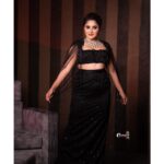 Karunya Ram Instagram - 🖤🥰🤍 : : Wearing : @label_divya_samal Makeup and hair : @makeup_sachin PC : @rainbow_photography_official : : #karunyaram #milkybeautykarunyaram #siima2022 #bangalore #actress Home Sweet Home