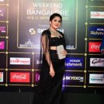 Karunya Ram Instagram - @ikarunya adorned entirely in black, walks the red carpet at #SIIMA2022 🖤✨ Sponsors: @wolf777newsofficial @confidentgroupofficial @sky_exch_ @honer_homes @lotmobilesofficial @southindiashopping @bharathicementofficial @hindwarehomes @marsgalaxyindia @parleproducts @easemytrip @canarabankinsta @cocacola_india #NVYTV #HarmonyCity #SIIMA2022 #10YearsofSIIMA