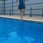 Karunya Ram Instagram - Live life.Be happy and have fun 😜🤗🥰♥️ : : @joshapp.kannada : : #karunyaram #milkybeautykarunyaram #actress #pool #swim #adventure #style #fashion #trending #viral #instagood #instagram #insta #hot #hotactress #hottests #beautiful #instalike #instamood #instalove