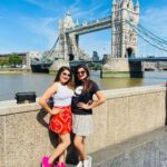 Karunya Ram Instagram - 🖤🤍❤️💖🧿 : : : #karunyaram #milkybeautykarunyaram #samridhiram #sister #sisterlove #london #towerbridge #vacation #travel #cute #hot #beauty Tower Bridge