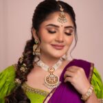 Karunya Ram Instagram - Which is your fav attire Tradition/ westren 🩷🧿 : : : Makeup : @glorykeithmakeover Hair : @hair_by_vedagururaj Jewllry : @kalyanjewellers_official PC : @rainbow_photography_official : #karunyaram #milkybeautykarunyaram #kalyanjewellers #traditional Raja Rajeshwari Nagar, Bangalore South