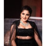 Karunya Ram Instagram - In love wit this look 🤍🖤🧿 Thnk u so much for creating this beautifull outfit @label_divya_samal 🤗🧿 : : @label_divya_samal @makeup_sachin @makeup_sachin @rainbow_photography_official : : #karunyaram #milkybeautykarunyaram #siimaawards2022 #actress #bangalore Home