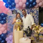 Karunya Ram Instagram - ♥️🧿🎊 wit am my people 🤘🏼 : : #karunyaram #milkybeautykarunyaram #actress #birthday #august10 Drink N Dine