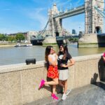 Karunya Ram Instagram - 🖤🤍❤️💖🧿 : : : #karunyaram #milkybeautykarunyaram #samridhiram #sister #sisterlove #london #towerbridge #vacation #travel #cute #hot #beauty Tower Bridge