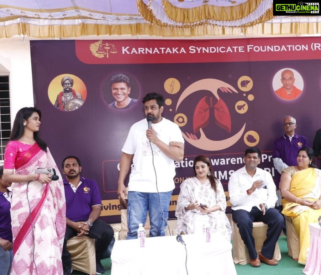 Karunya Ram Instagram - Thanking all in contributing to make this events successfull I’m glad to announce that over 1000 people have pledged to donate their organs ….immensely thankful and my gratitude to Srimati Ashwini Puneeth Rajkumar Madam and Action Prince Dhruva Sarja sir for your wonderful support and gesture…. Requesting all to support and give us strength to make more such evnents successful ….. 🫶🏼🙏🏻💐 : : : #karunyaram #milkybeautykarunyaram #samskartrust #karnatakadyndicatefoundation #organ #donation #socialwork #kimshospital Kims Hospital, K.R. Road,