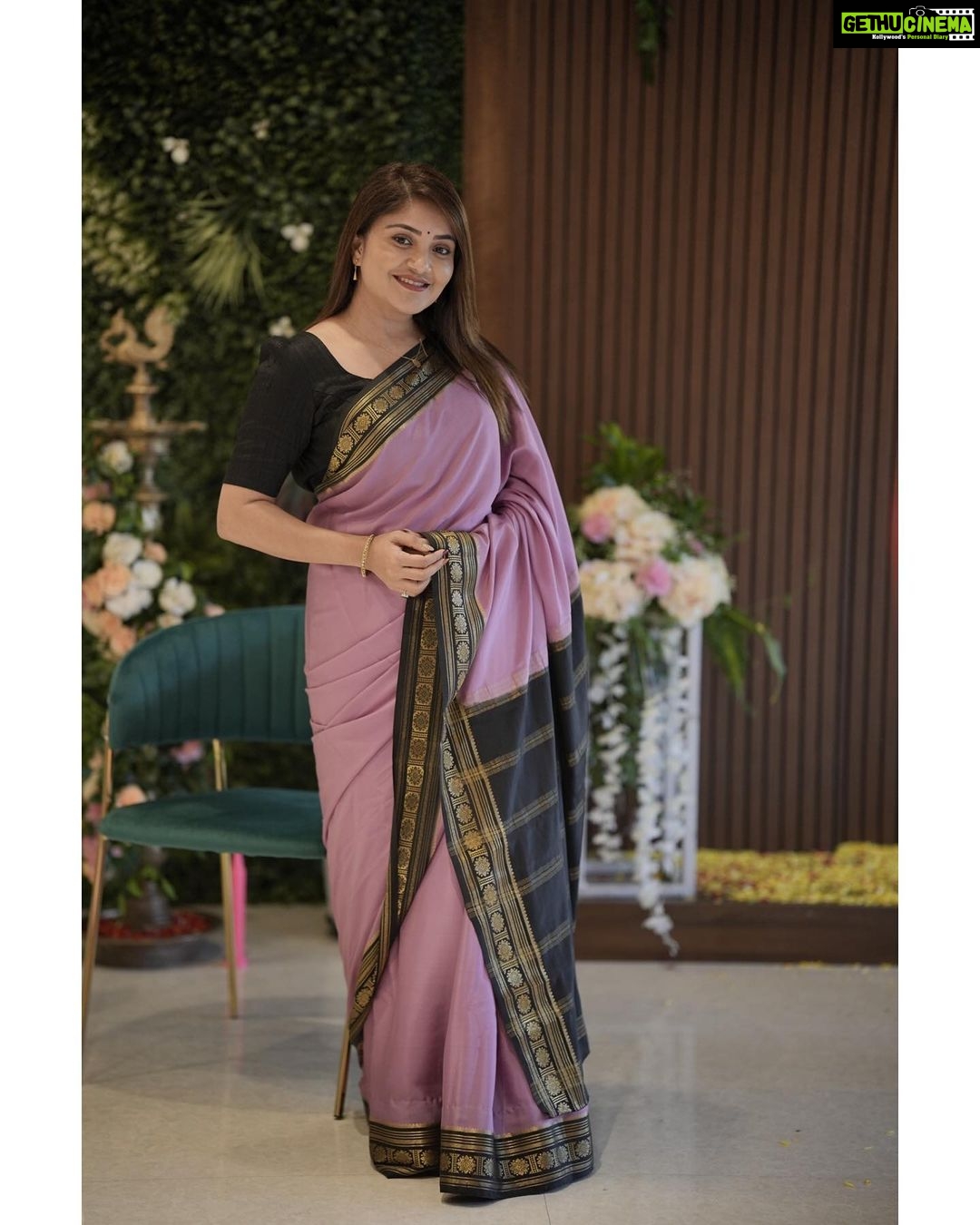 Karunya Ram Instagram - Saree love 🥻❤️🥰🤗 : : @houseof.raadhya_sarees @umesh__photography___ Raja Rajeshwari Nagar, Bangalore South