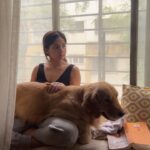 Kashmira Pardesi Instagram - What do you mean by personal space? I’m just a tiny pup!