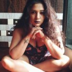 Kavita Radheshyam Instagram - "And I'm sayin' a prayer for the desperate hearts tonight". -Aerosmith 🤘