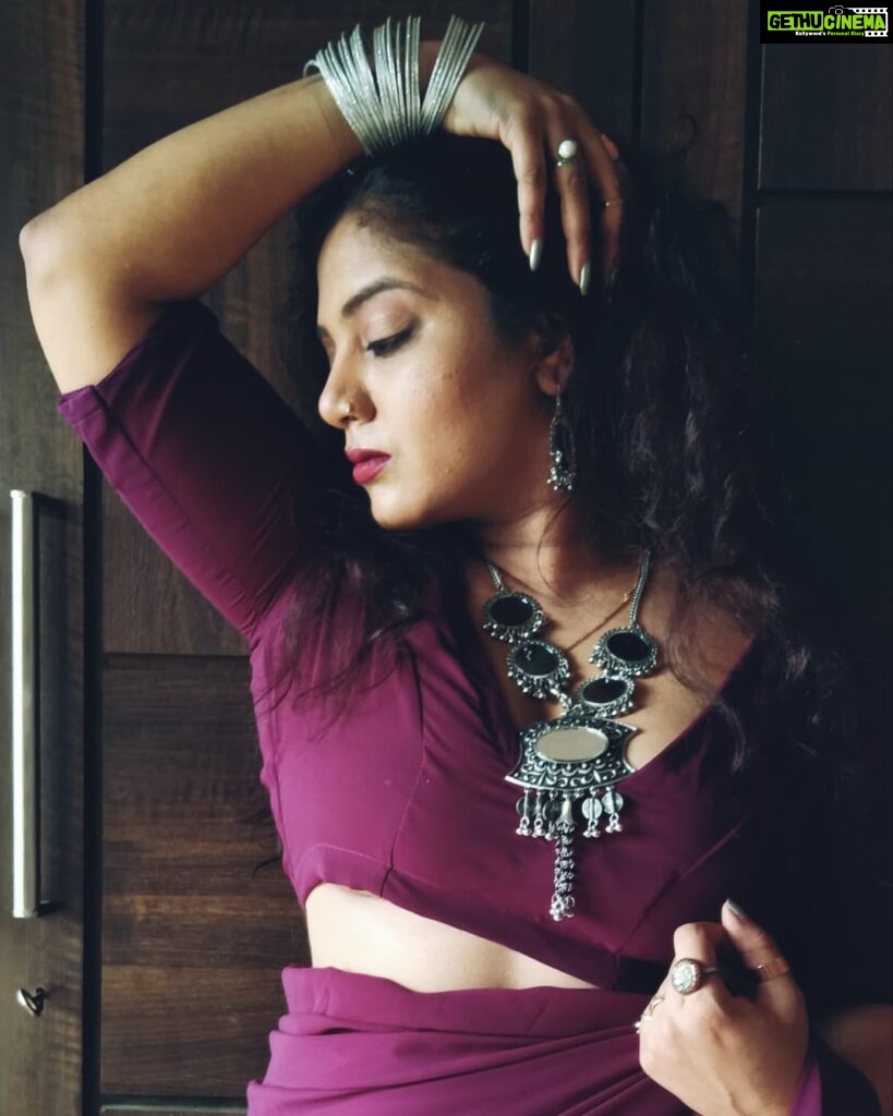 Kavita Radheshyam Instagram - बेला Mehka री Mehka आधी रात को..