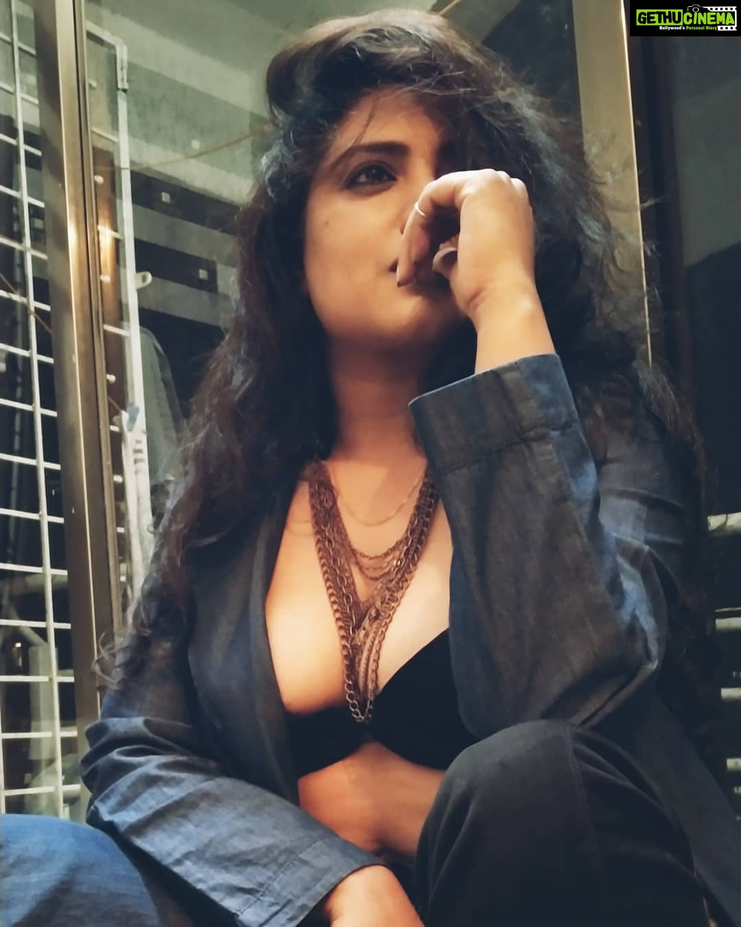Kavita Radheshyam - 14.6K Likes - 💋💋💋
