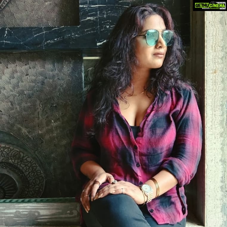 Kavita Radheshyam Instagram - अब? अब तो झक्क मारकर Acting करनी पड़ेगी? 🙈🙈🙈