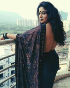Kavita Radheshyam Instagram - The weak compete. The strong dominate..