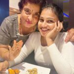 Kavitha Gowda Instagram - #familydinner ❤️❤️ After longtime @chandan_kumar_official @monisha.7 @asha.ramanuja2