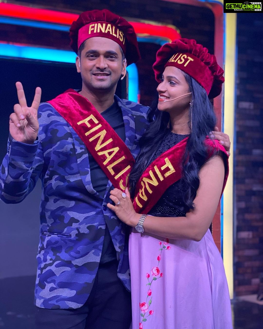 Kavitha Gowda - 61.8K Likes - #methekirrik ✌🏻
.
.
.
.
.
.
.
@chandan_kumar_official