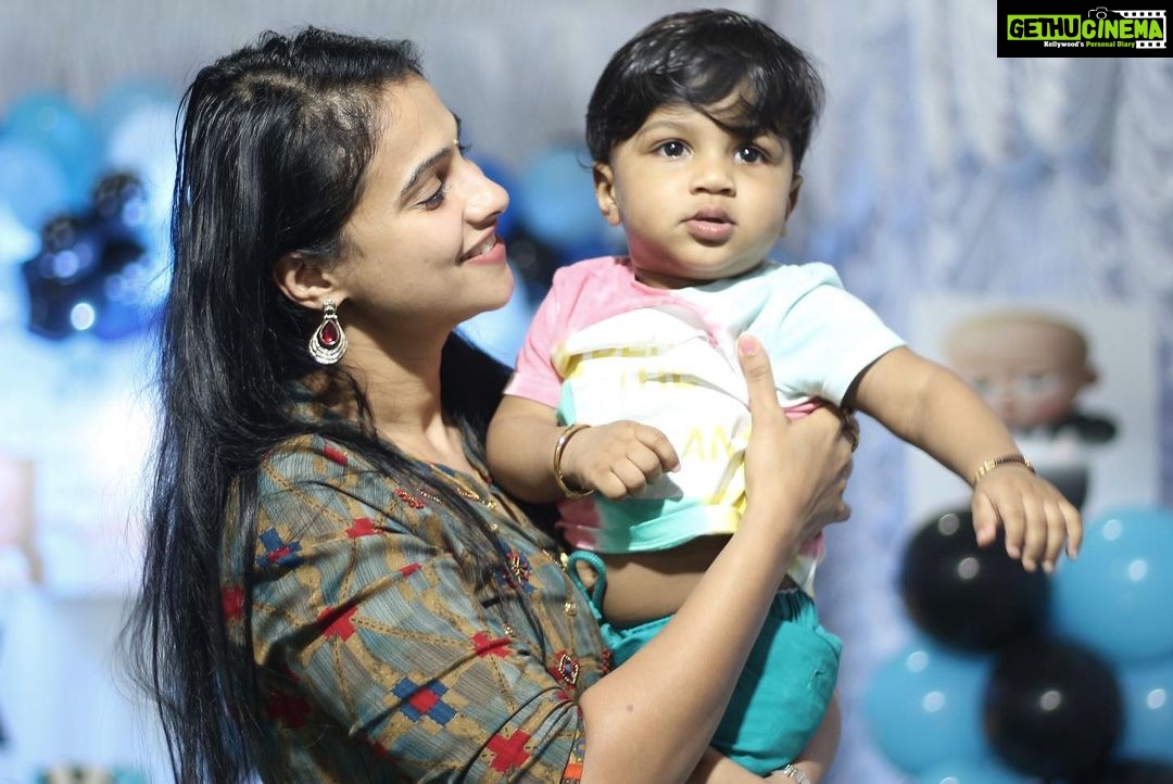 Kavitha Gowda - 59.2K Likes - Happy birthday AGASTHYA .
On this occasion we had the pleasure of meeting this cutie pie
@dhanrajcm_official &
the beautiful
@shalini_dhanraj.
The pandemic had distanced friends and family and I’m thinking distance is good for our safety yet it’s been nearly 2 years we are all living with this virus around . Hoping for a better life for all of us … 🤞🏻
Thankyou for having us over Łódź of love to all of you …