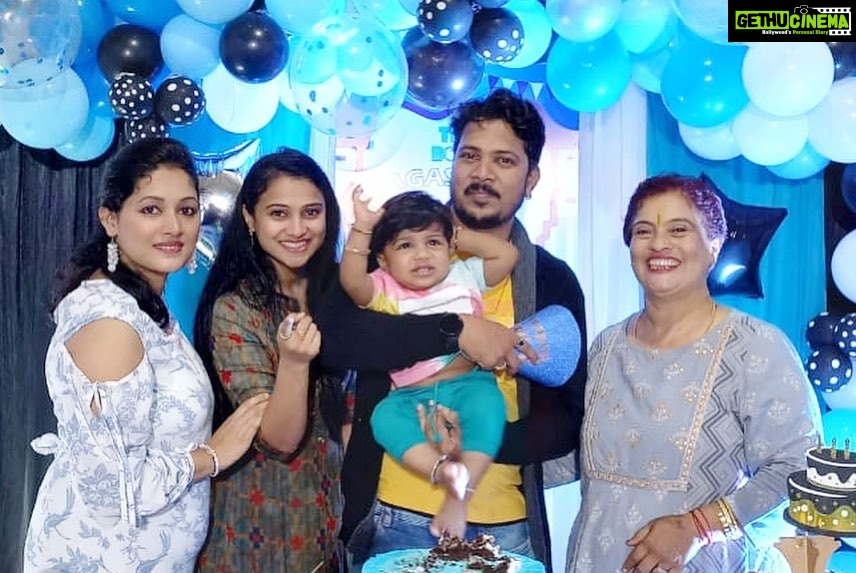 Kavitha Gowda Instagram - Happy birthday AGASTHYA . On this occasion we had the pleasure of meeting this cutie pie @dhanrajcm_official & the beautiful @shalini_dhanraj. The pandemic had distanced friends and family and I’m thinking distance is good for our safety yet it’s been nearly 2 years we are all living with this virus around . Hoping for a better life for all of us … 🤞🏻 Thankyou for having us over Łódź of love to all of you …