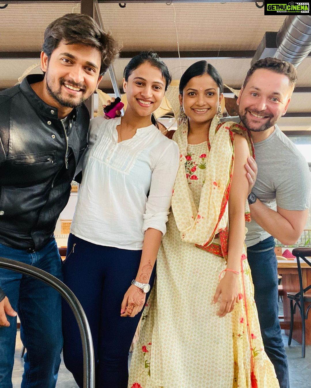 Kavitha Gowda - 66.6K Likes - @gonative.in
#missingscenes
@acharyasneh_official ❤️❤️ @cop__2_the__ko
@chandan_kumar_official ❣️