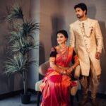 Kavitha Gowda Instagram - @chandan_kumar_official ❣️ . . . . Photography videography @glamshotz_official Makeup: @makeupby_tejashwini @glamshotz_makeovers Coustume: @shimmer_design_studio Namratha Swaroop Jewelry: @lotus_silver_jewellery Mehendi : @mehendistoriesbykiran