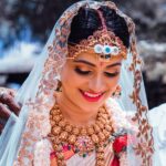 Kavitha Gowda Instagram - That moment beautifully captured ❤️ @chandan_kumar_official ❣️❣️ Picture credits - @glamshotz_official THANKYOU Praveen for capturing our moments so beautifully ❤️❤️ @praveen_naik07 Makup - @makeupby_tejashwini THANKYOU Teju and team for making me look my best for our special day .. ❤️❤️ @glamshotz_makeovers Costum - @shimmer_designer_studio THANKYOU Namratha ❤️❤️ Mehendi - @mehendistoriesbykiran Decor - @______arjun__gowda Jewellery - @velvetboxby @beaded_treasures_jewelry @sreeramajewels
