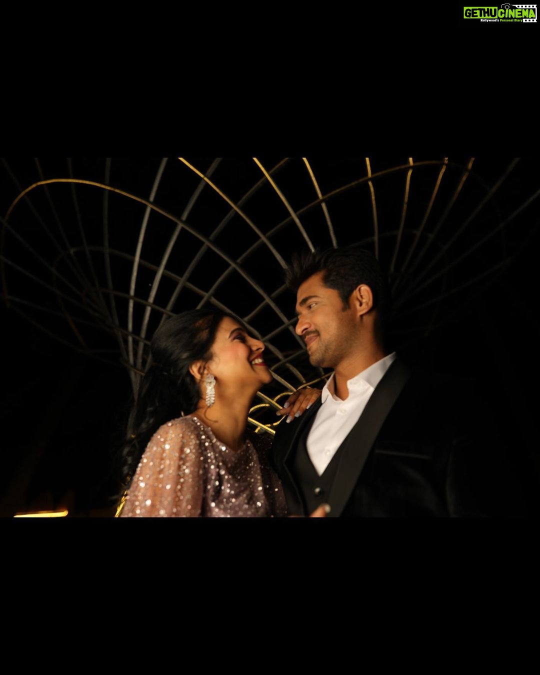 Kavitha Gowda Instagram - Wondering if we were best friends first or we became best friends in these 2 years of marriage 😁😁 What say Husband ?😋 @chandan_kumar_official Happy wedding anniversary my best friend, my love ❤️ . #someoneagirlwoulddreamoff