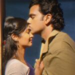 Keerthi Pandian Instagram - Undhan kai veesidum, Poi jaadai ennai Eaedhaen thottathil veesudhae Un oor thaandidum, Raiyil paalam mael En boomi mudindhu vidudhae ❤️❤️ A #GovindVasantha Musical 🎙️ @pradeep_kumar1123 @shakthisreegopalan ✒️ @tamil_poet_umadevi @ranjithpa @neelam_productions @lemonleafcreation @che_jai_007 @shanthnu @prithvipandiarajan @tapraba @that_cameraman @selva_rk @jayraguart @Lizzieantony @srikrish_choreographer @ekambaramaegan @therukural @kabilanchelliah @pro_guna @gobeatroute #AshokSelvan