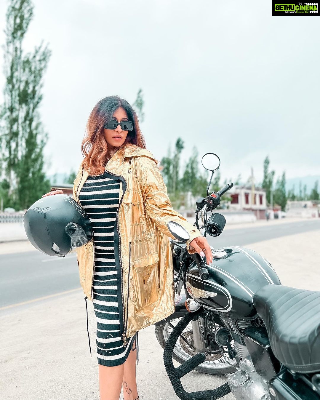 Kishwer Merchant Instagram - StandOut !!