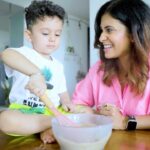 Kishwer Merchant Instagram - Playing, slaying and enjoying his days .. that’s my baby Nirvair’s daily ki kahaani. I’ll get tired by evening, but his energy seems to never go down! And he gets the boost to do all this from his wholesome breakfast of Hungry Koala’s pancakes and cereals. Made from 100% certified organic super-grains, with zero maida, no added sugar and preservatives, @hungrykoala.in is created by a Paedeiatrician father and a loving mother. They have 5 yummy natural flavors that your kid is going to love!! Check out their website Hungrykoala.in for all the product flavours and options. #babycereal #babyfood #millets # lunchboxideas #breakfast