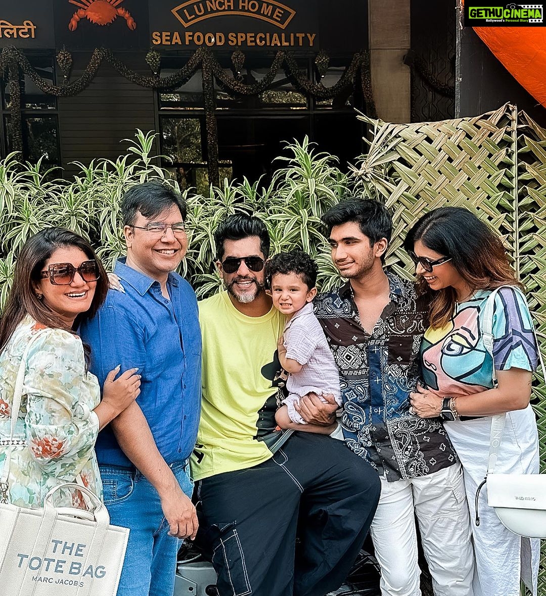 Kishwer Merchant Instagram - Fam - Jam !! ❤️ Celebrating our favorite @krrishrai98 ' s 18th birthday 😇🧿❤️