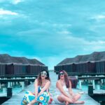 Kishwer Merchant Instagram - When she first says “What all you make me do for pictures” but finally gives in 🤣🤣 . Just chilling @coco_resorts @irisreps . #travel #sisinlaw #sistersinlaw #family #crazy #maldives #trip