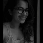 Komalee Prasad Instagram – Rain and SP Balasubramaniam songs touch the heart quite easily…. 🌧️💘🦋

#candid #monochrome #home