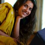 Komalee Prasad Instagram - When I was a " Tamil Ponnu " ❤️❤️❤️ When I wore no makeup to my face or my soul.. Imagined a rain and laughed my heart out.. Showed my freckles and the eyes wide.. Left the insecurities out and let the kid inside.. #chennai #nomakeup #newbeginnings #manifestation #universe #grateful Chennai, India