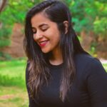 Komalee Prasad Instagram - Wandering in the location casually with morning face and some red lipstick...🌅🌴💄 Pics by @nani__mca Ramoji Film City