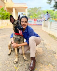Komalee Prasad Instagram - Deeply hurt to say that Max (Sasha) from #HIT2 is no more....

I have spent most of my time with her on the sets..hope heaven is treating her with her fav treats , balls and fetch games...
Thank you for coming into our lives...
Varsha is incomplete without you..I hope varsha could come to save you this time.. 🌸💔

Condolences and strength to Anand...@happy_dogs_training_school ... You were the best person she could have as a parent 🌸