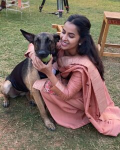 Komalee Prasad Instagram - Deeply hurt to say that Max (Sasha) from #HIT2 is no more....

I have spent most of my time with her on the sets..hope heaven is treating her with her fav treats , balls and fetch games...
Thank you for coming into our lives...
Varsha is incomplete without you..I hope varsha could come to save you this time.. 🌸💔

Condolences and strength to Anand...@happy_dogs_training_school ... You were the best person she could have as a parent 🌸