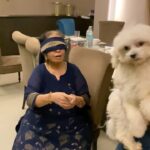 Krishika Lulla Instagram - The uncut version And yes we continue pranking my mommy …. @demblaraju She is so adorable ….. I love to entertain her …. Yes she also loves to get entertain …. But only with surprises …. To bring out her true reaction ….along with my partner in crime my doll @sialulla3 #krishikalulla #krishikalullamotherdaughterseries Hope this brings a smile coz it made all of us smile at the end 🍊🍫💝