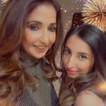 Krishika Lulla Instagram - Bye 2022 welcome 2023 with happiness love ….Reflect on our gratitude for people who were there for us in the past and whom we want in our lives in the future. It is the time of the year to let your loved ones know how special they are to you. 🤗🤗