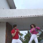 Krishika Lulla Instagram - MIND is not a dustbin to keep …..hatered anger and jealousy But it it is a TREASURE BOX To keep love happiness and sweet memories 🤗 #throwbackmemories #throwbackmusic #throwbacktreasures_♠️ #krishikalulla #krishnadembla #familytime #brothersisterlove #brothersisterbonding👫 with #music#dancereels #dance #familytimespendwell👨‍👩‍👧‍👦