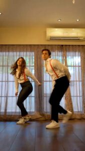 Krishika Lulla Instagram - Dance  is an art paint your dream and follow it 

#reelsinstagram #reelsindia #reeloftheday #explore #fyp
#dance #dancevideo #dancereels #trendingdances #reelkarofeelkaro #reelitfeelit #afro #afrodance #afrobeats #krishikalulla 

#reelsinstagram #reelsindia #reeloftheday #explore #fyp
#dance #dancevideo #dancereels #trendingdances #reelkarofeelkaro #reelitfeelit “#krishikalulla❤️