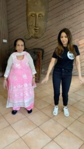 Krishika Lulla Instagram - One of the happiest moments in life is when you find the courage to let go of what you cannot change !

Time to dance with mom @demblaraju #krishikalulla #krishikalullamotherdaughterseries