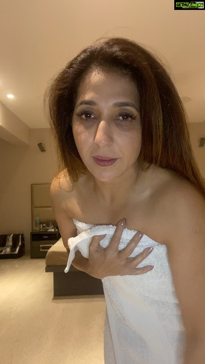 Krishika Lulla - 2K Likes - Am I the Drama β¦. Hmmm may be I am π
Prank time with mom
@demblaraju
#mondaymood #beginourdaywithasmile
#pranktimewithmom
#krishikalullamotherdaughterseries #krishikalulla
#throwbackmemories
#trendingreels #trendingreeldialouges #myworldwithmymom