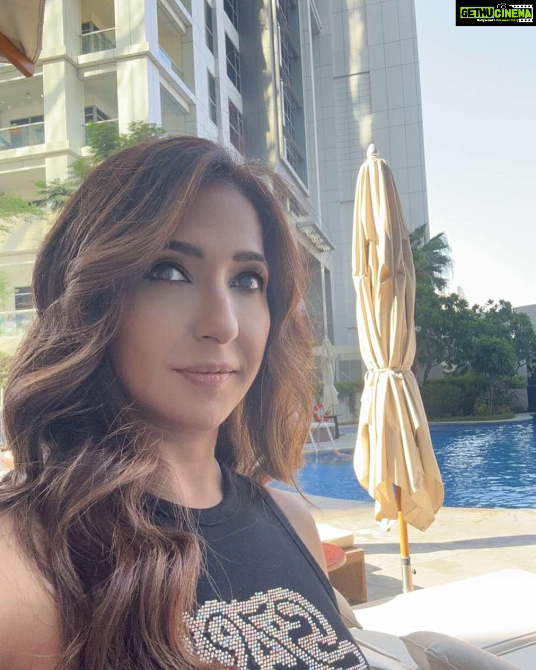 Krishika Lulla Instagram - Love and discipline Inspirations To be balanced means doing the right thing at the right time. It is the ability to use the head and the heart simultaneously. It is the ability to enjoy love and discipline in equal measure. #krishikalulla