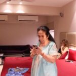 Krishika Lulla Instagram - “No one heals himself by wounding another” Watch till the end Monday let’s begin by spreading a smile 😊 😊😊😊😊😊😊😊😊 the cutest part was when mom had to say dialogue ….. she thought I am mad ….. my mom had no clue what I am making her do … touch wood am blessed to have her , she is so pure love you mom @demblaraju My mom my Rockstar ❤️❤️❤️❤️❤️ #krishikalullamotherdaughterseries #krishikalulla #prankmomkL #trendingreels #trendingpranks