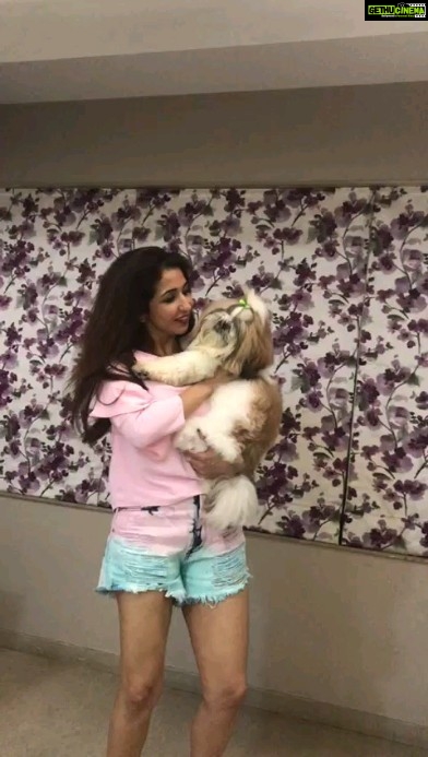 Krishika Lulla Instagram - Unconditional love with my Deewana, brighten my life. #krishikalulla