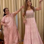 Krishika Lulla Instagram – Me time with my mom 
 Enjoying the wedding  and this our break time with mom 
#trendingreels #trendingsongs  #krishikalulla #krishikalullamotherdaughterseries  @demblaraju