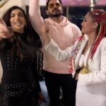 Kriti verma Instagram - Bcz the very first reel on my latest music video #GalatNahiHaiHum has to be special❤️❤️❤️ @sreesanthnair36 you are soo amazing and funny too😋😂 @hritu_zee you are 🔥🔥 Guys plz do make reels and tag me . The link is in my bio. Love ❤️🧿 #kriti #sreesanth #ritucj #cricket #musicvideo Meikles