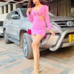 Kriti verma Instagram - Hi Barbie 💗 #kriti #zimafro #kritiverma #pink Harare, Zimbabwe