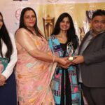 Leslie Tripathy Instagram - So here's sharing a sneek peek of our successful show and we celebrate our 4 th Anniversary bash of our @growingentrepreneursng community with felicitation of our #geentreprenueraward and our #gemagazinelaunch and featured 25 successful Entrepreneurs It was a great evening well spent with our honourable Chief Guest @abhijeetashokraneofficial @nidarshana_gowani @dr.manjulodha We missed you mam Our guest of honour @deecee_20 @namrata_thakker @caanilgoyal @mickey_mehta we missed you sir Our celebrity guest @ojasrajanihairnmakeupacademy @filmmakermanisharanawat @kkhushijaain Our special Guest @himanshu_agarwal._ @anujazaverihapp @anisha_purswani @lubdhaporwal @queenkaren777 @nutansoni Special mention for our Growing entrepreneur magazine cover a big thank u to my favourite couple @manasi_parekh @parthivgohil9 @deeceepaps All our Successful entrepreneur/awardees and our entrepreneur featured in Magazine a big thank you to all you guys @mittalkotaktarotcardreader @nandniguptaa @vijitvyas2023 @shamim_dhamaskar @avanipithadia @kamakshee_creation @jahnavithadeshwar @sshreevidhyaa @decorwithdhruv @hodophile_21 @pethavenindia @purvijaveri @nirupama.fitlifestyle @shahanissha @poojasodagar @immrunal @poojaanand @payalsurekha @shabia_walia @kapadiaasma @haswataprasanna @roopachoksi @jayamunot @dipalishah @abundance_with_pooja @shukrana_preetisingh @sp_photography12 @jayshreeshah @rupeeboss sharadhegde Special thanks to my photography partner @sp_photography12 My mua @shamim_dhamaskar My beautiful host @leslietripathy My saree @thegrowingindiastore My printing partner @pragatienterprise @pritika_graphics 🙏🙏🙏Thank u everyone for your trust The Club Mumbai