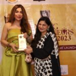 Leslie Tripathy Instagram - So here's sharing a sneek peek of our successful show and we celebrate our 4 th Anniversary bash of our @growingentrepreneursng community with felicitation of our #geentreprenueraward and our #gemagazinelaunch and featured 25 successful Entrepreneurs It was a great evening well spent with our honourable Chief Guest @abhijeetashokraneofficial @nidarshana_gowani @dr.manjulodha We missed you mam Our guest of honour @deecee_20 @namrata_thakker @caanilgoyal @mickey_mehta we missed you sir Our celebrity guest @ojasrajanihairnmakeupacademy @filmmakermanisharanawat @kkhushijaain Our special Guest @himanshu_agarwal._ @anujazaverihapp @anisha_purswani @lubdhaporwal @queenkaren777 @nutansoni Special mention for our Growing entrepreneur magazine cover a big thank u to my favourite couple @manasi_parekh @parthivgohil9 @deeceepaps All our Successful entrepreneur/awardees and our entrepreneur featured in Magazine a big thank you to all you guys @mittalkotaktarotcardreader @nandniguptaa @vijitvyas2023 @shamim_dhamaskar @avanipithadia @kamakshee_creation @jahnavithadeshwar @sshreevidhyaa @decorwithdhruv @hodophile_21 @pethavenindia @purvijaveri @nirupama.fitlifestyle @shahanissha @poojasodagar @immrunal @poojaanand @payalsurekha @shabia_walia @kapadiaasma @haswataprasanna @roopachoksi @jayamunot @dipalishah @abundance_with_pooja @shukrana_preetisingh @sp_photography12 @jayshreeshah @rupeeboss sharadhegde Special thanks to my photography partner @sp_photography12 My mua @shamim_dhamaskar My beautiful host @leslietripathy My saree @thegrowingindiastore My printing partner @pragatienterprise @pritika_graphics 🙏🙏🙏Thank u everyone for your trust The Club Mumbai
